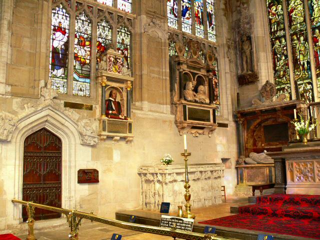 holy_trinity_shakesmemorial